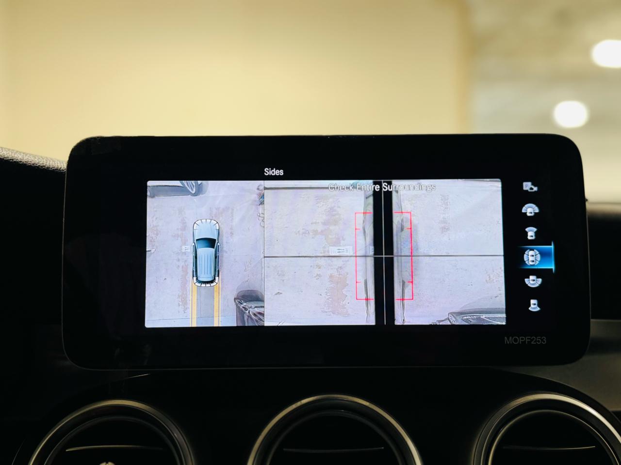 2020 Mercedes-Benz GLC 300 GLC 300 - Photo #16