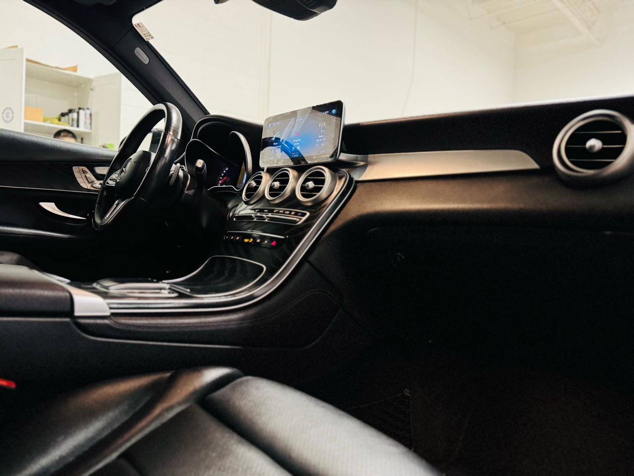 2020 Mercedes-Benz GLC 300 GLC 300 - Photo #30