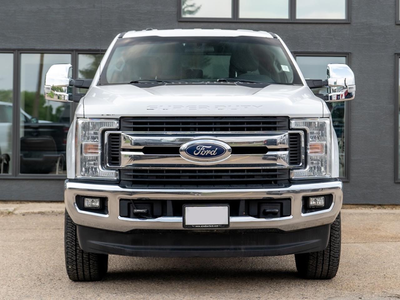 2017 Ford F-350 XLT Photo25