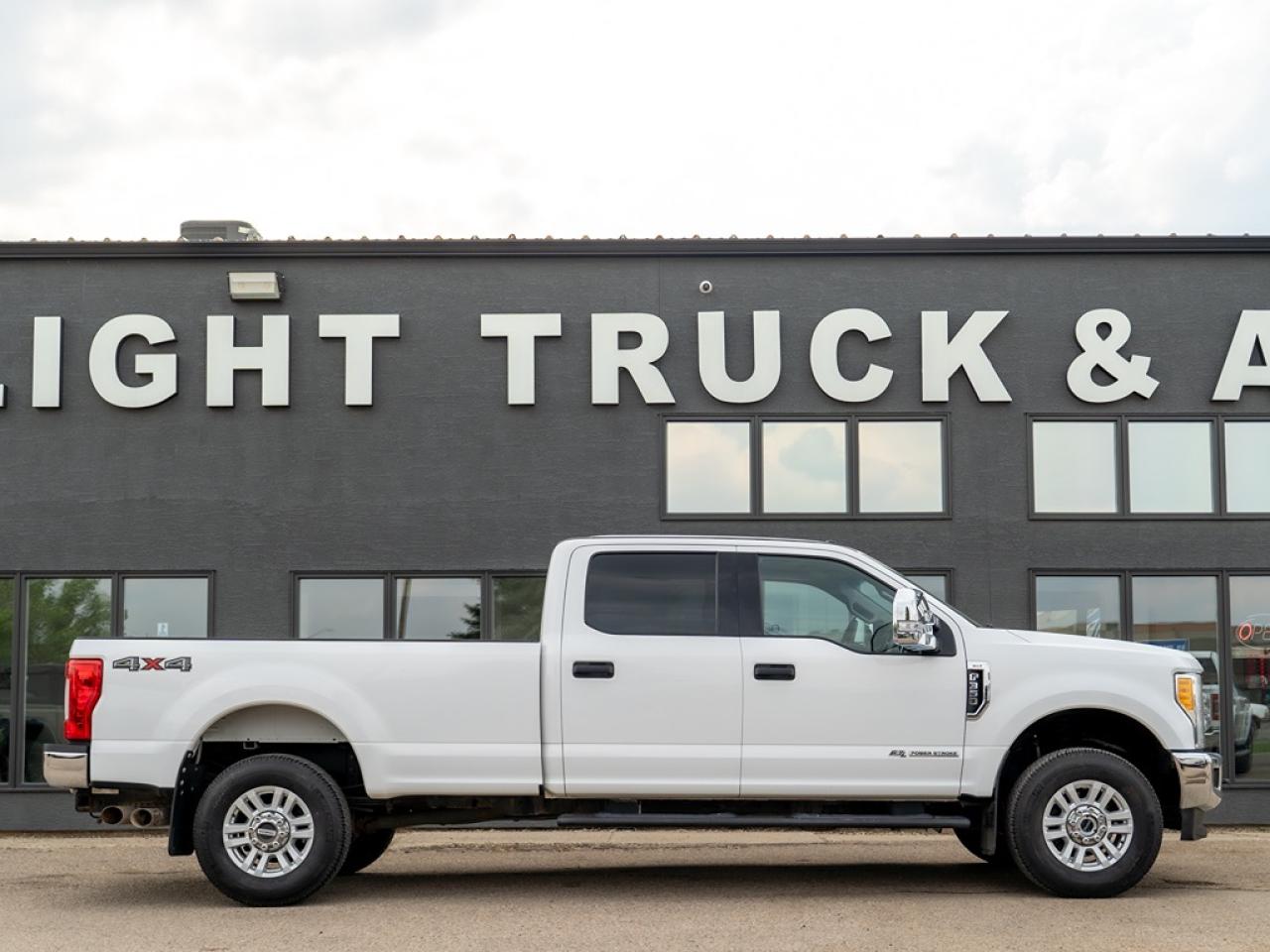 2017 Ford F-350 XLT Photo4
