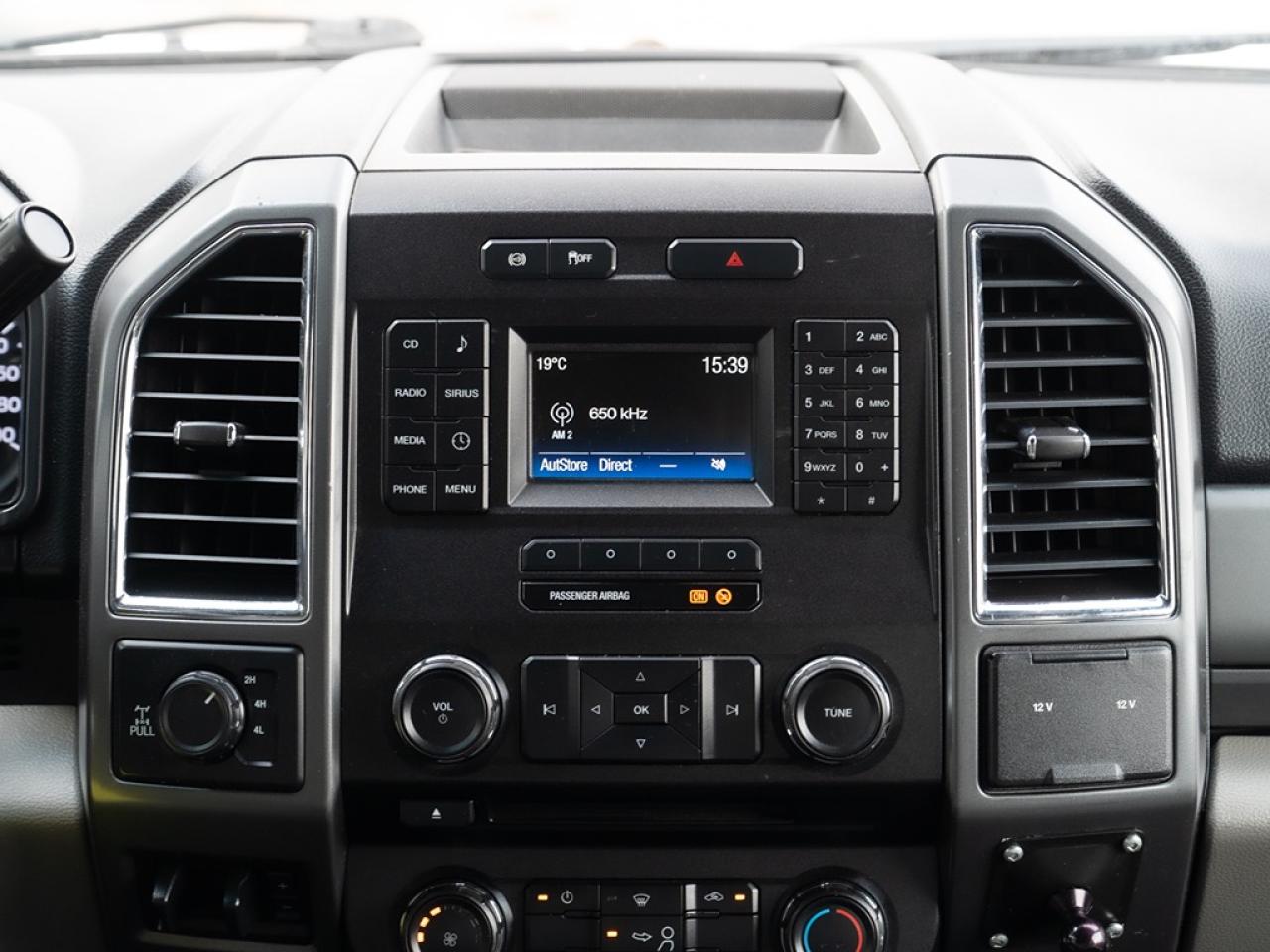 2017 Ford F-350 XLT Photo8