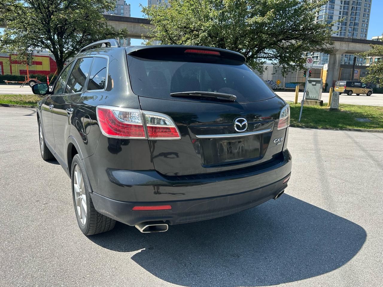 2011 Mazda CX-9 GT - Photo #3
