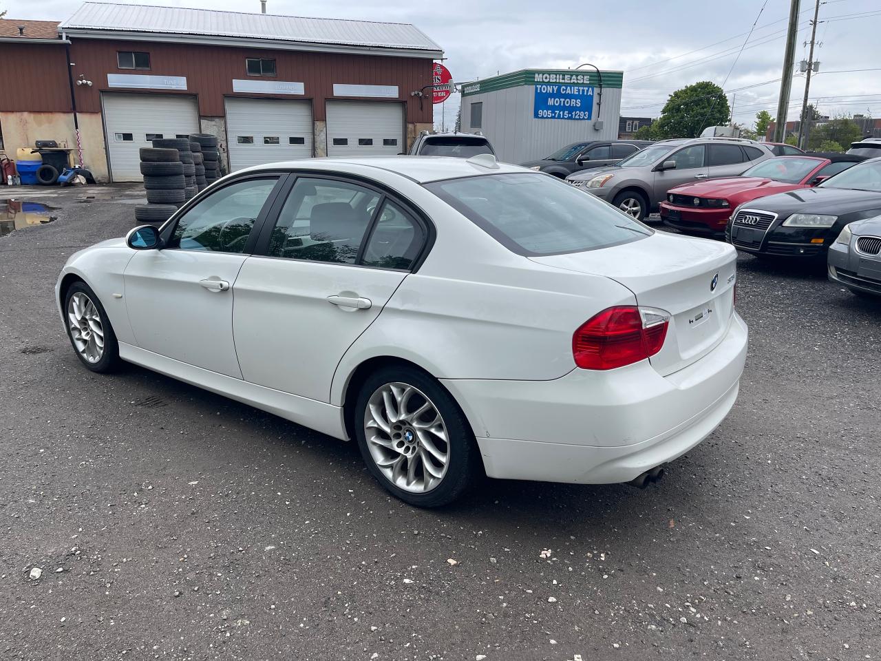 2006 BMW 3 Series 323i - Photo #4