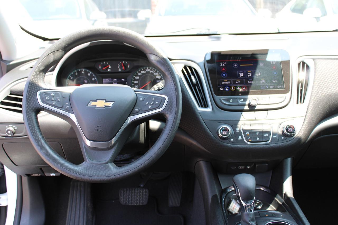 2023 Chevrolet Malibu 1LT - Photo #13