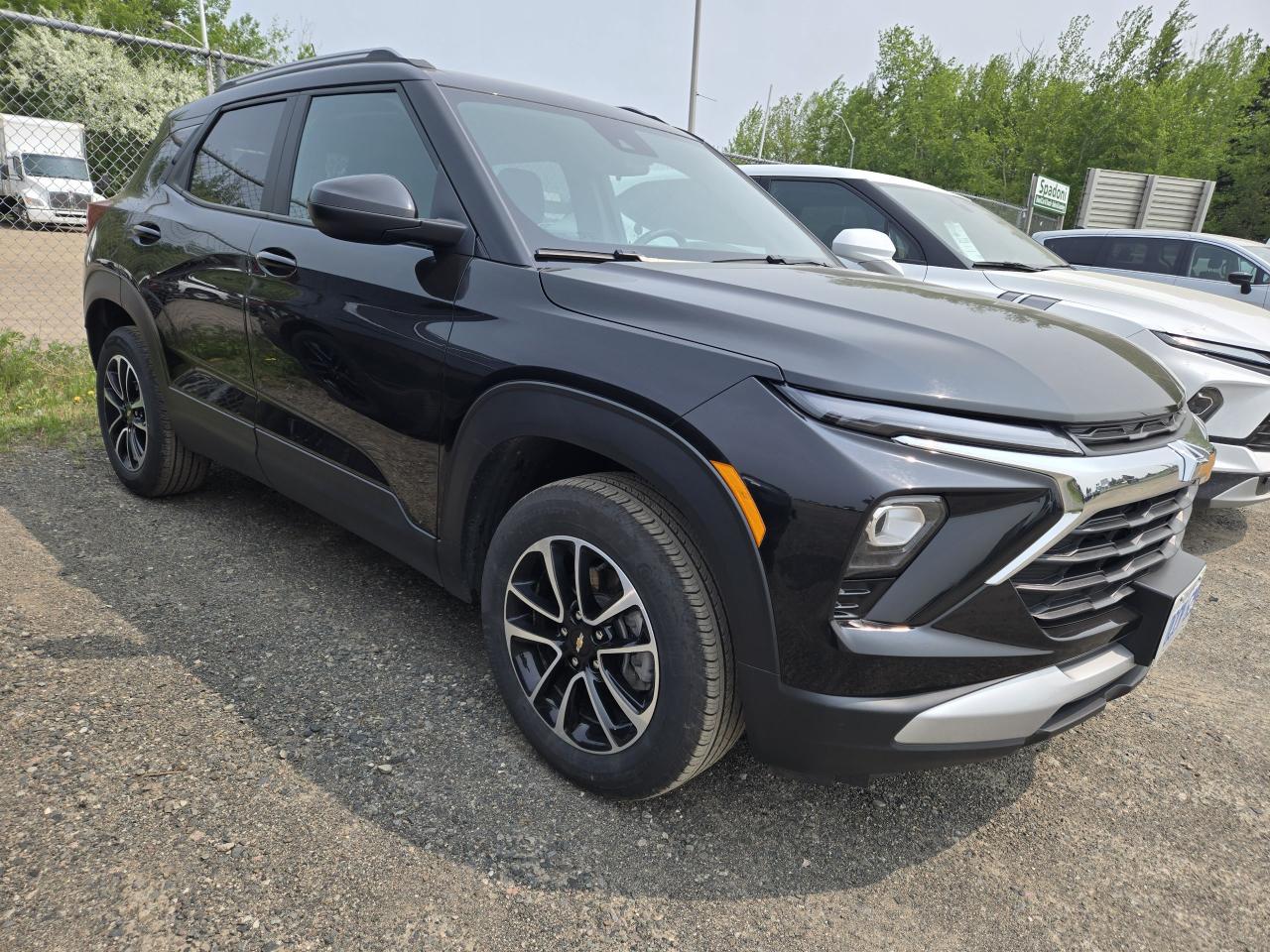 2024 Chevrolet TrailBlazer LT - Photo #3