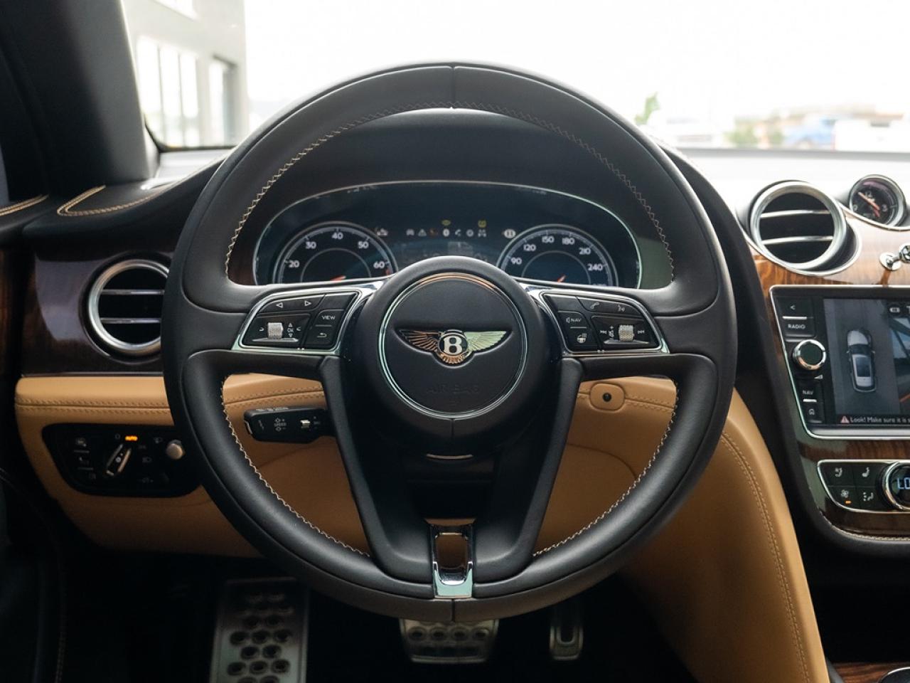 2017 Bentley Bentayga W12 First Edition Bentayga Photo11