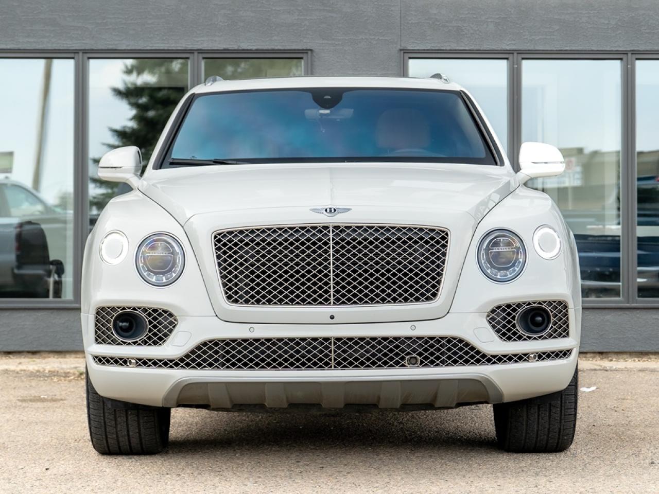 2017 Bentley Bentayga W12 First Edition Bentayga Photo2