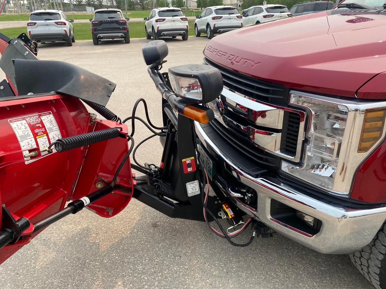 2018 Ford F-250 XLT - SNOW PLOW INCLUDED Photo3