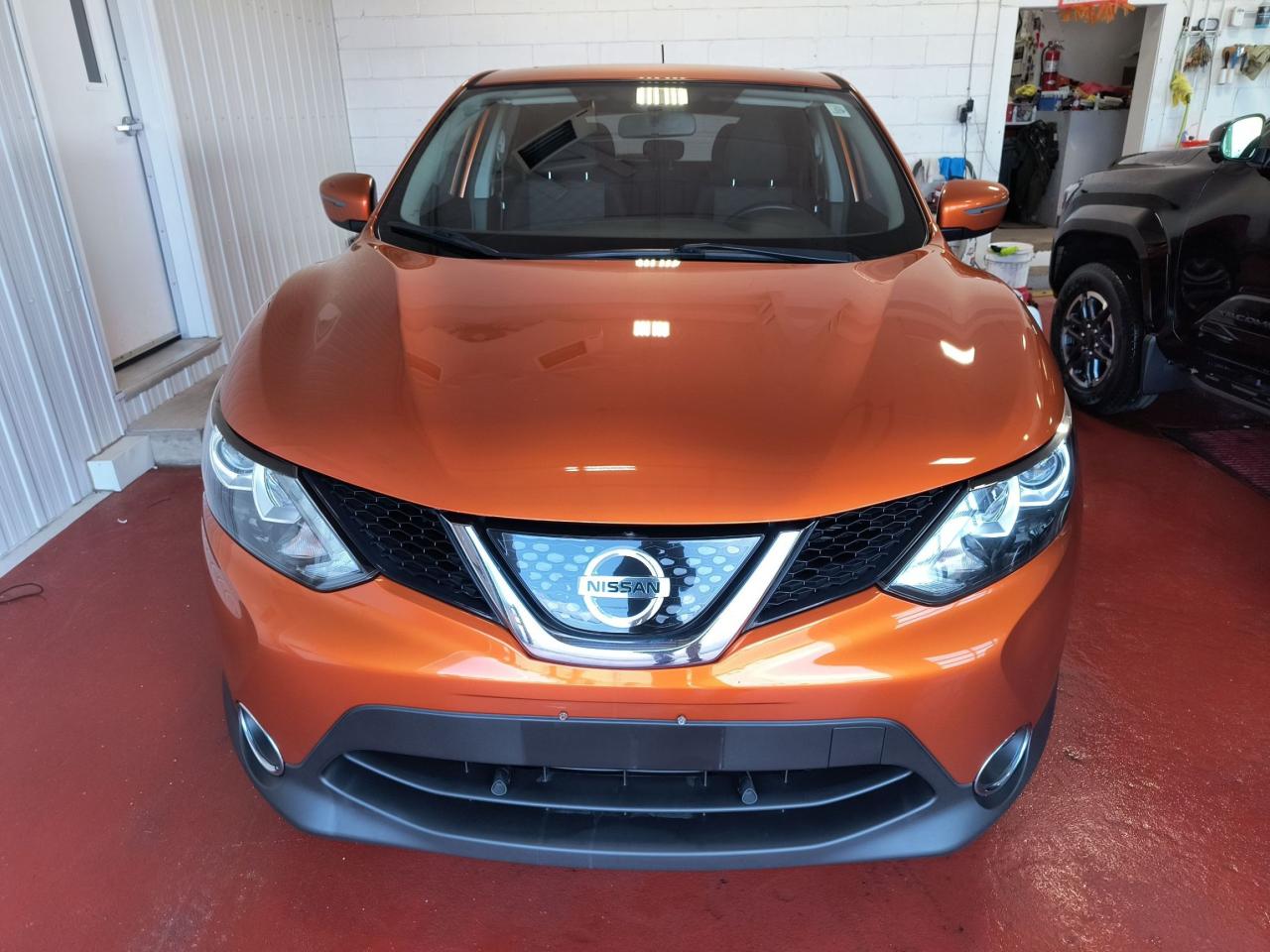 2018 Nissan Qashqai SV AWD Photo2