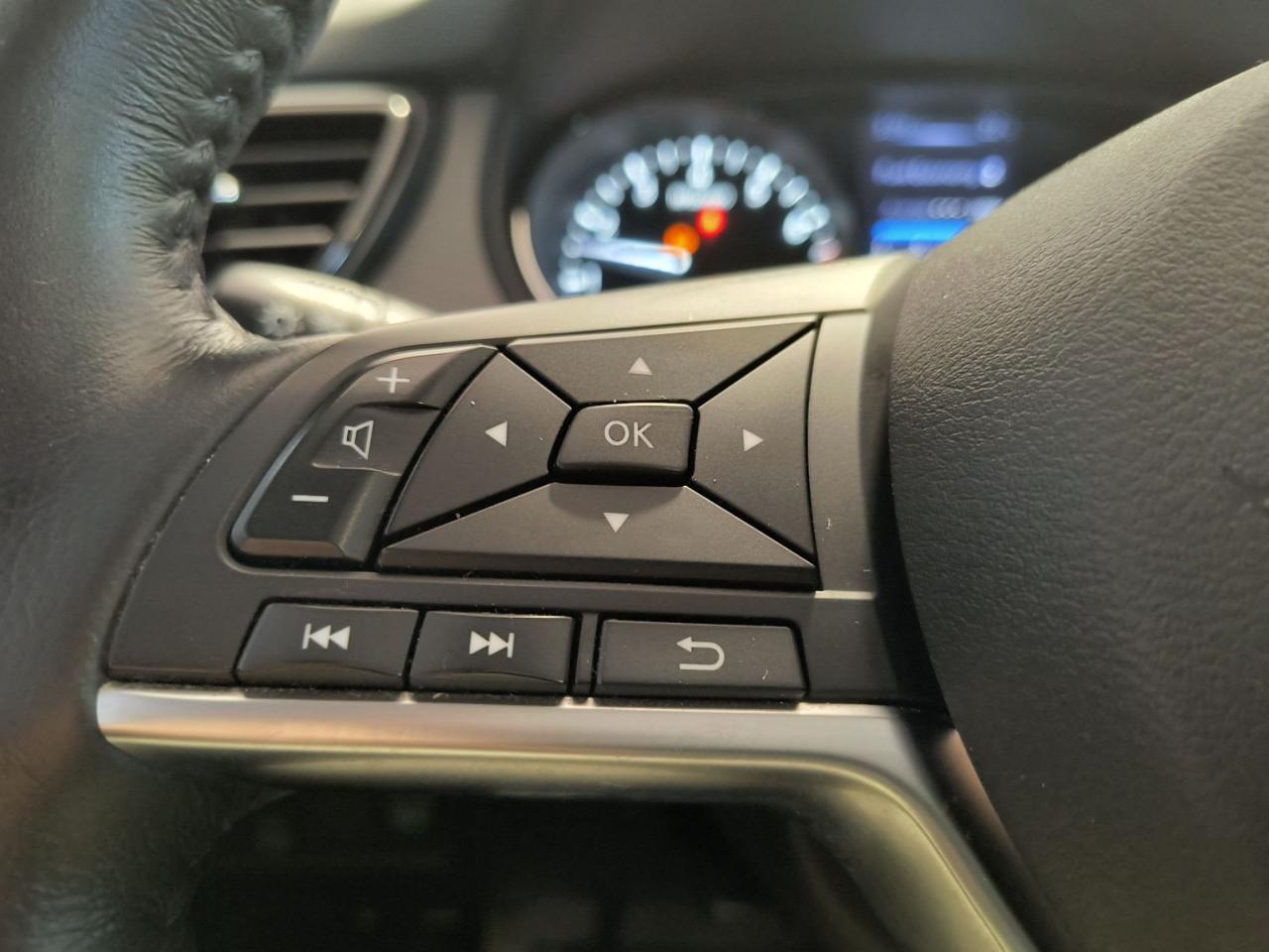 2018 Nissan Qashqai SV AWD Photo