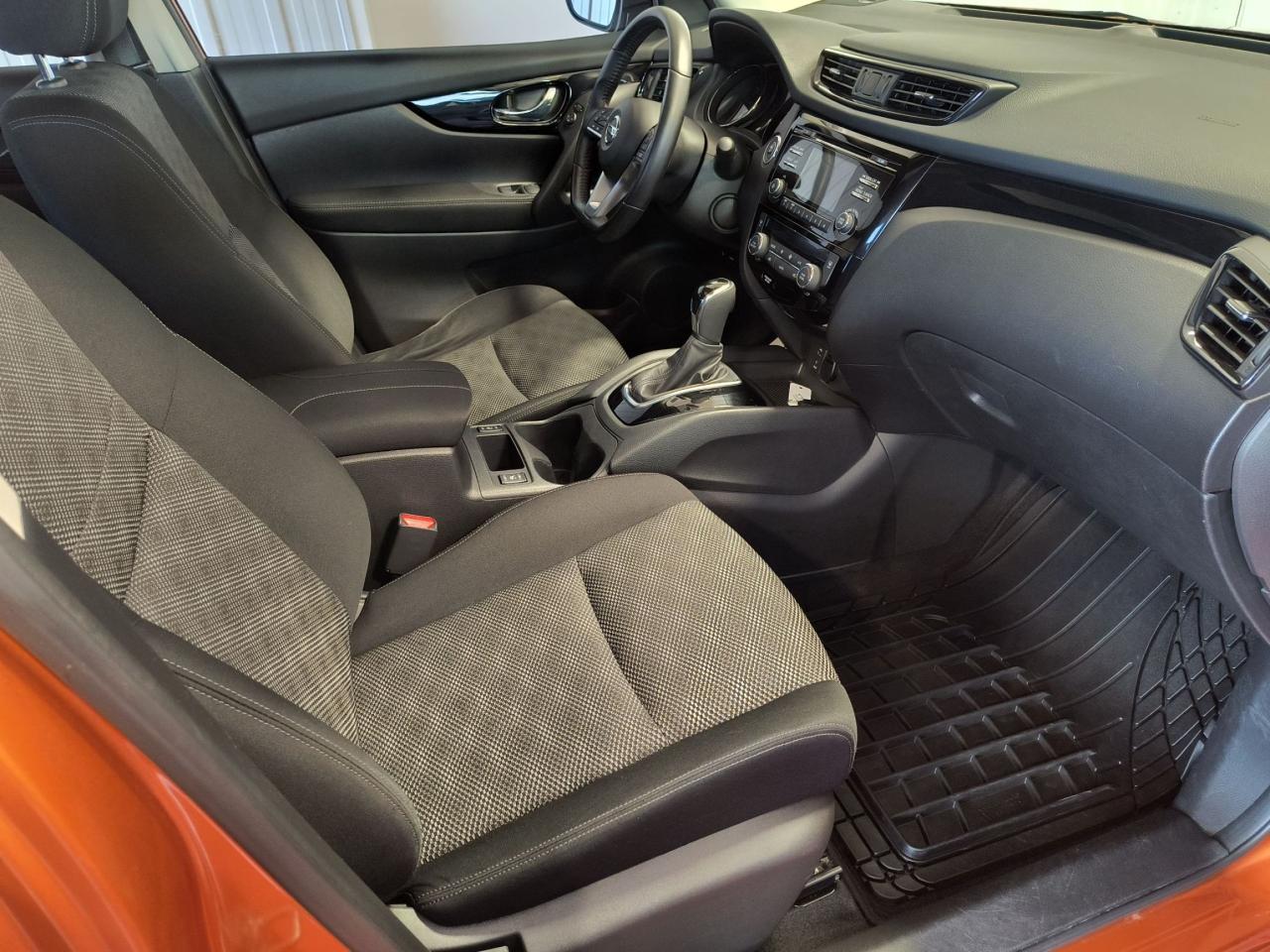 2018 Nissan Qashqai SV AWD Photo