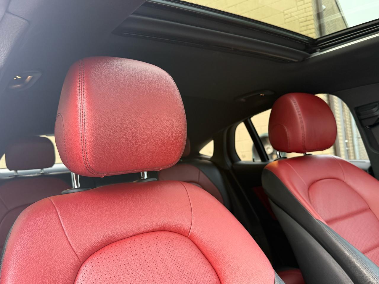 2022 Mercedes-Benz GLC-Class GLC 300 COUPE AMG|RED SEATS|NAVI|SUNROOF|BACKUP - Photo #12