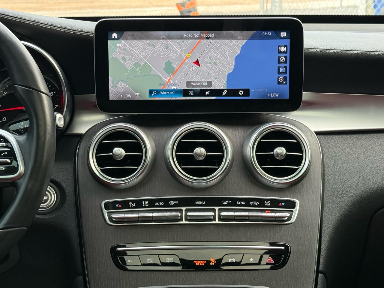 2022 Mercedes-Benz GLC-Class GLC 300 COUPE AMG|RED SEATS|NAVI|SUNROOF|BACKUP - Photo #9