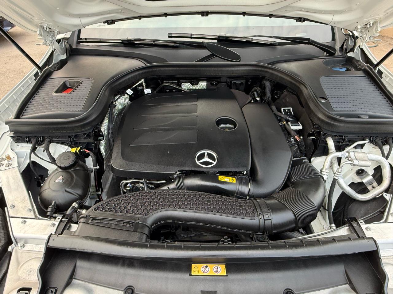 2022 Mercedes-Benz GLC-Class GLC 300 COUPE AMG|RED SEATS|NAVI|SUNROOF|BACKUP - Photo #20