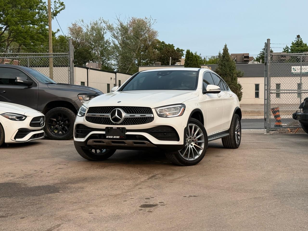 Used 2022 Mercedes-Benz GLC-Class GLC 300 AMG|RED SEATS|NAVI|SUNROOF|BACKUP for sale in Oakville, ON