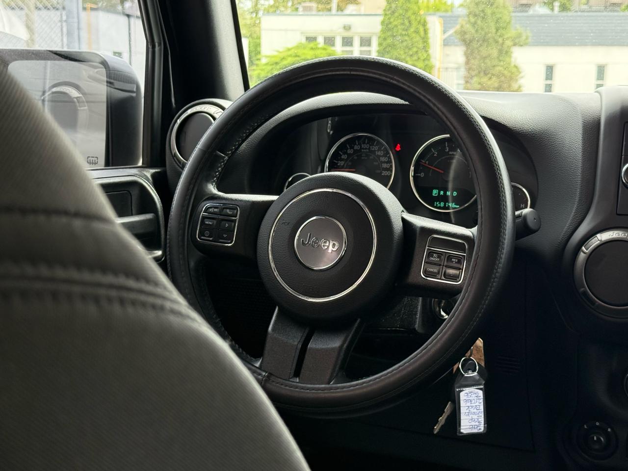 2016 Jeep Wrangler 4WD 4dr Unlimited Sahara - Photo #8