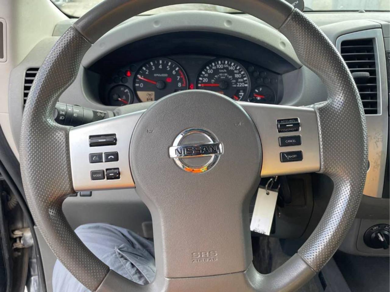 2018 Nissan Frontier SL Crew Cab LWB 5AT 4WD - Photo #8