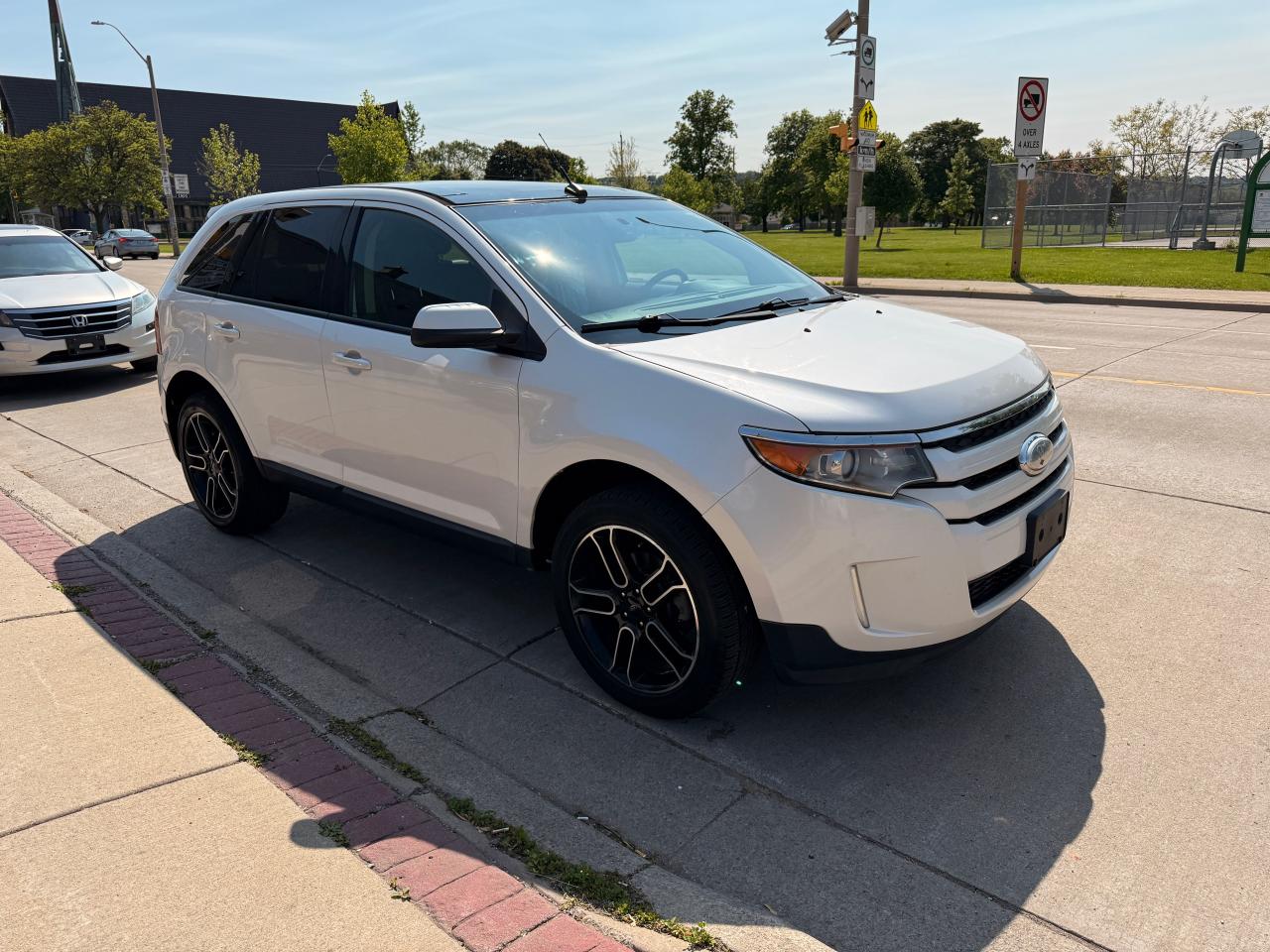 2013 Ford Edge SEL - Photo #6