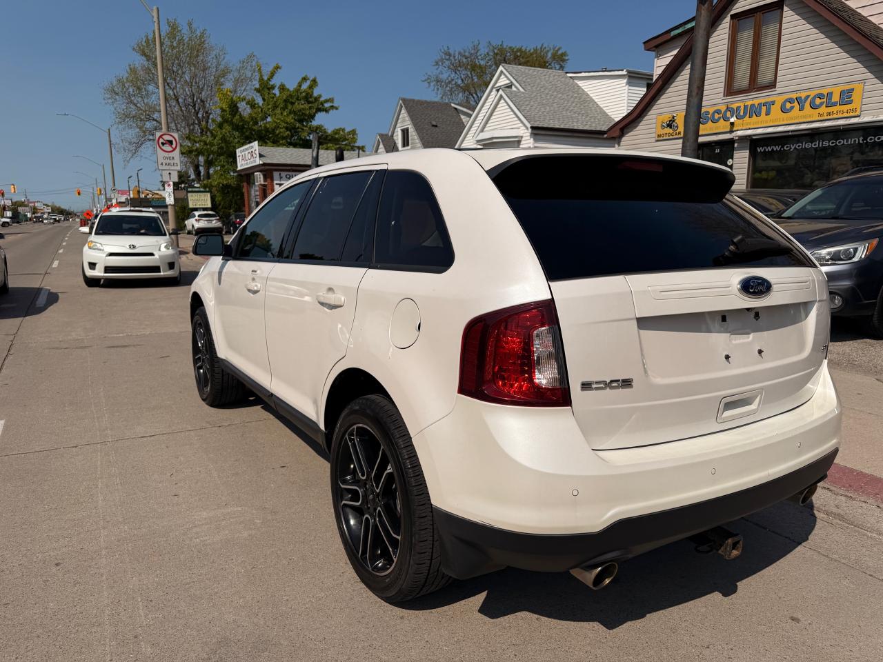 2013 Ford Edge SEL - Photo #12