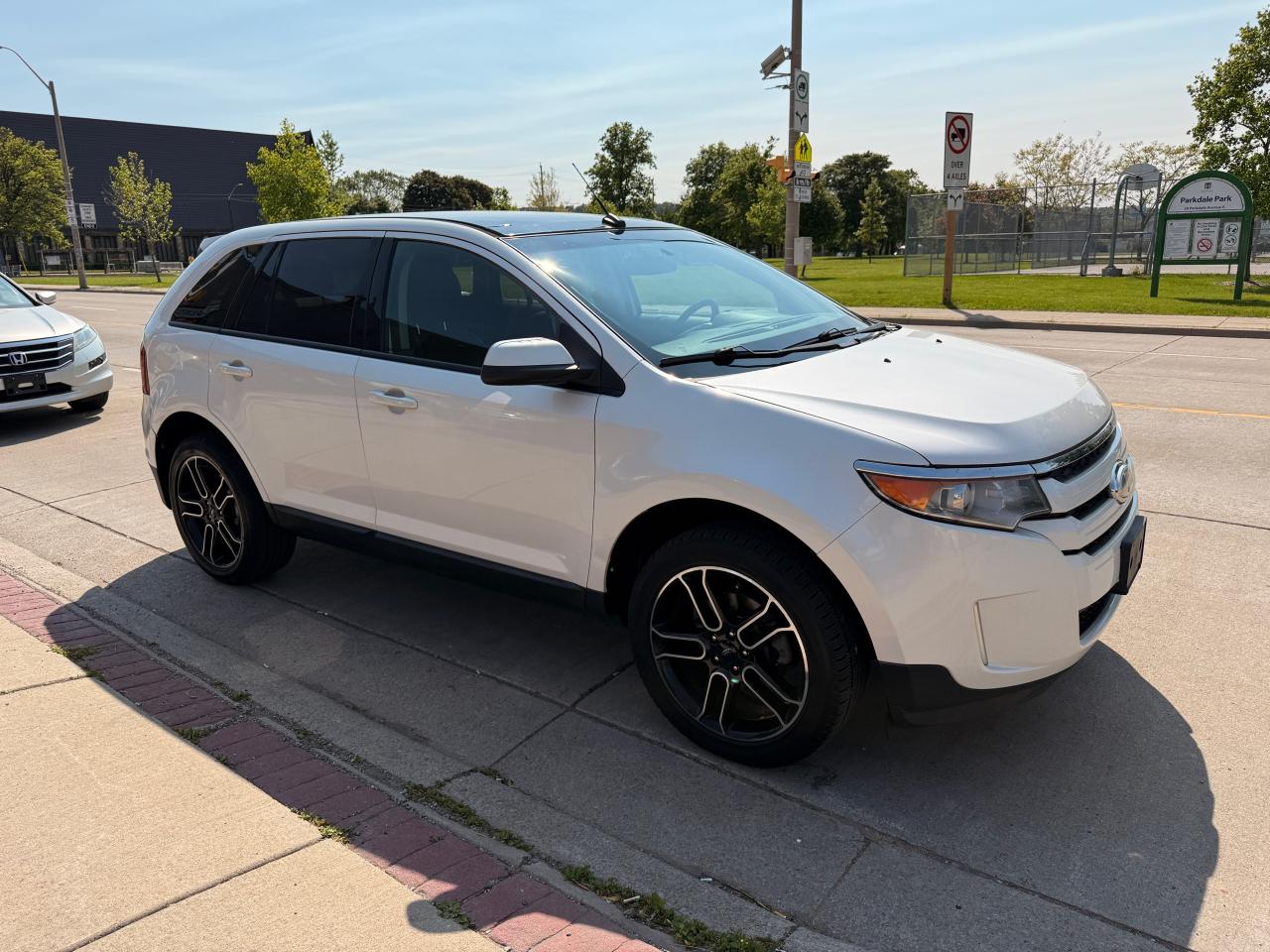2013 Ford Edge SEL - Photo #7