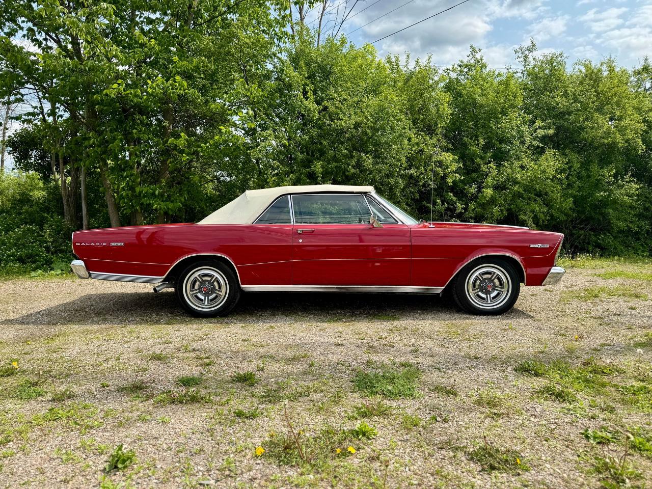1966 Ford Galaxie XL 500 428 7.0L V8 - Photo #11