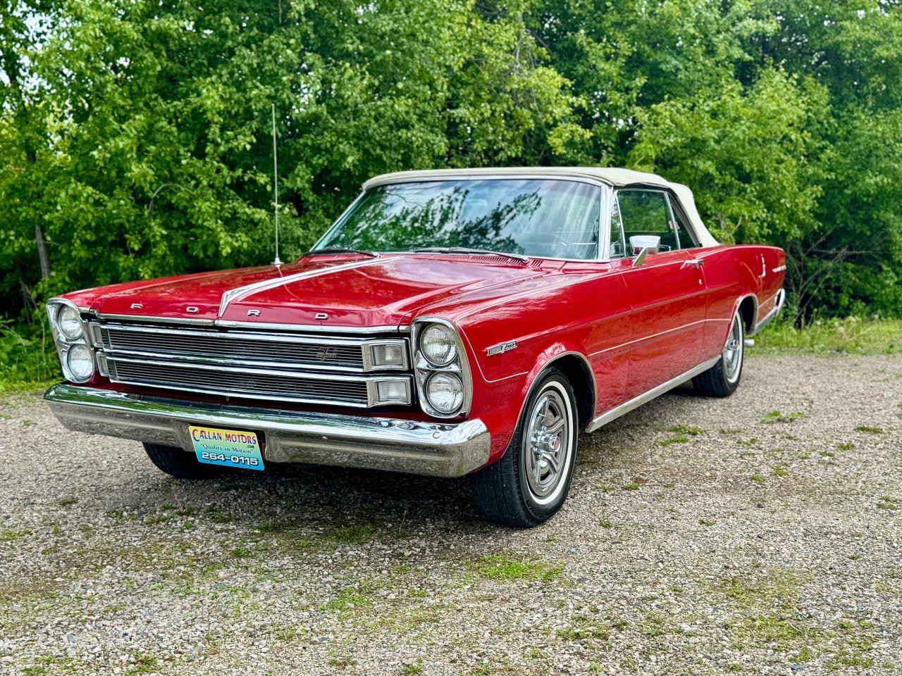 1966 Ford Galaxie XL 500 428 7.0L V8 - Photo #16