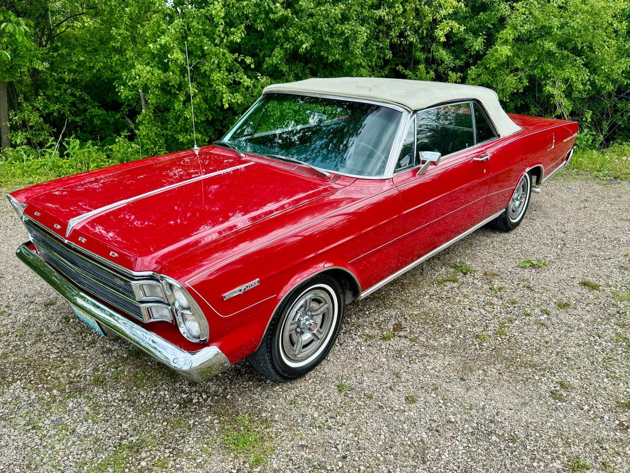 1966 Ford Galaxie XL 500 428 7.0L V8 - Photo #27