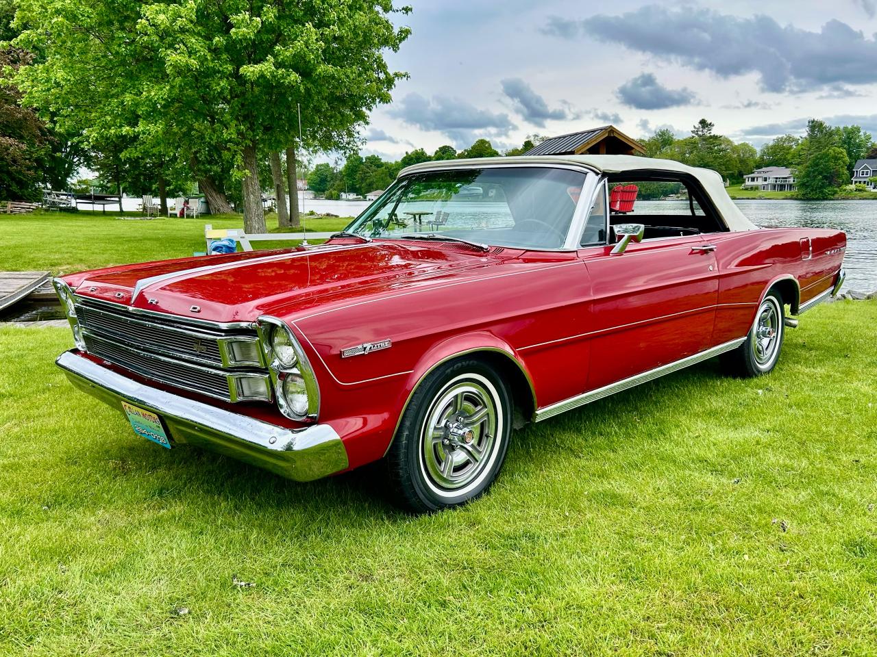 1966 Ford Galaxie XL 500 428 7.0L V8 - Photo #34