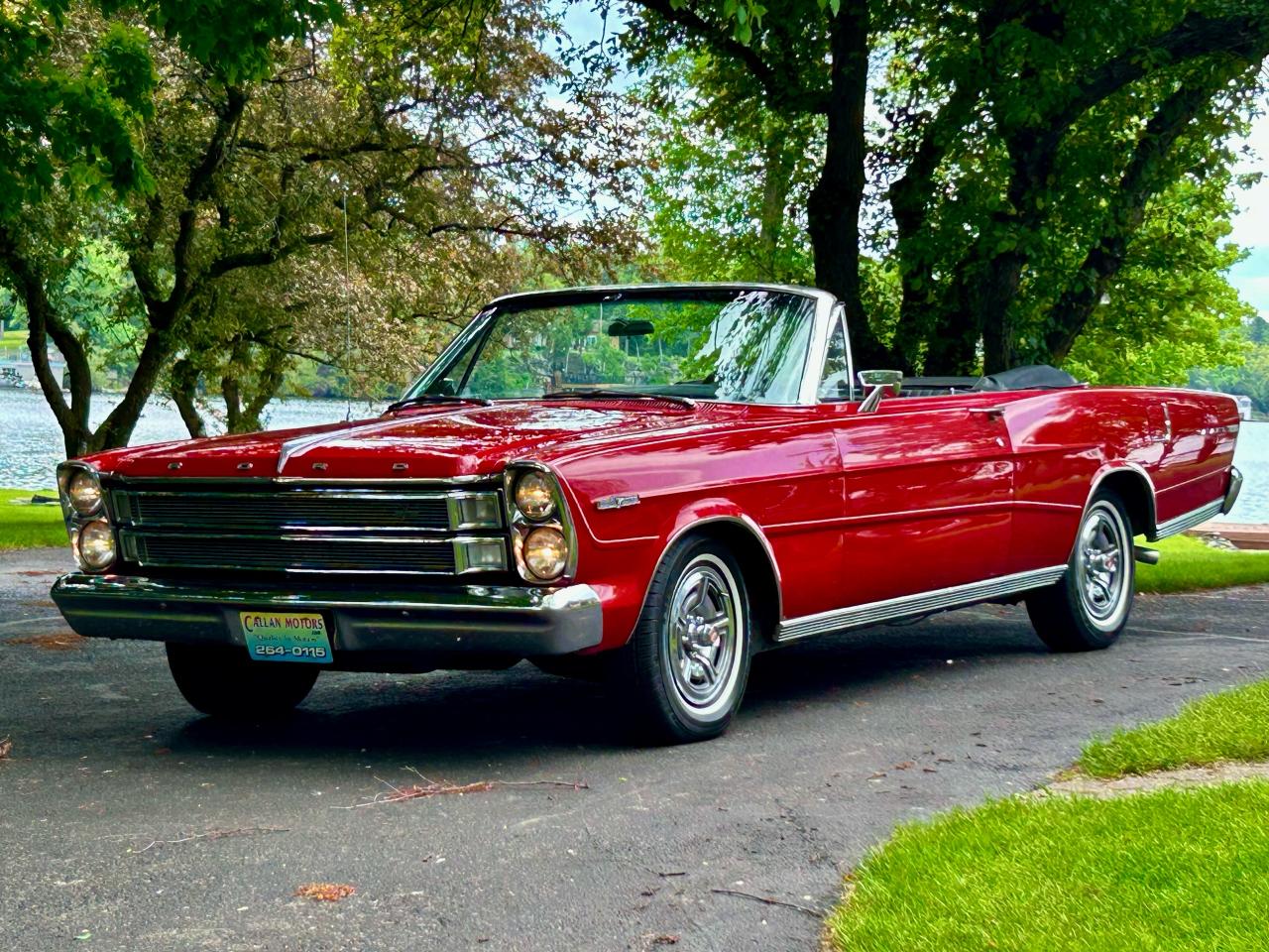 1966 Ford Galaxie XL 500 428 7.0L V8 - Photo #3