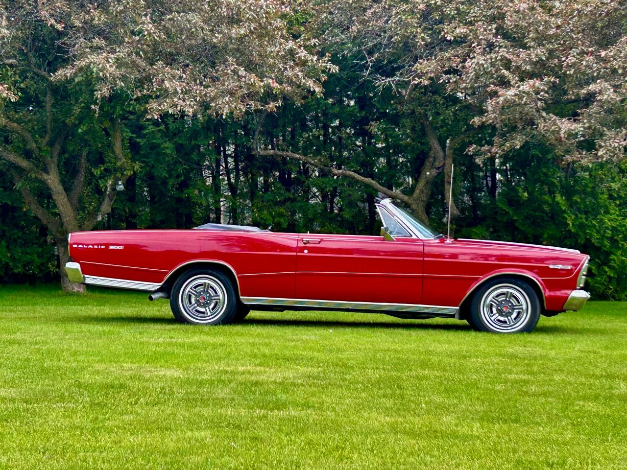 1966 Ford Galaxie XL 500 428 7.0L V8 - Photo #79