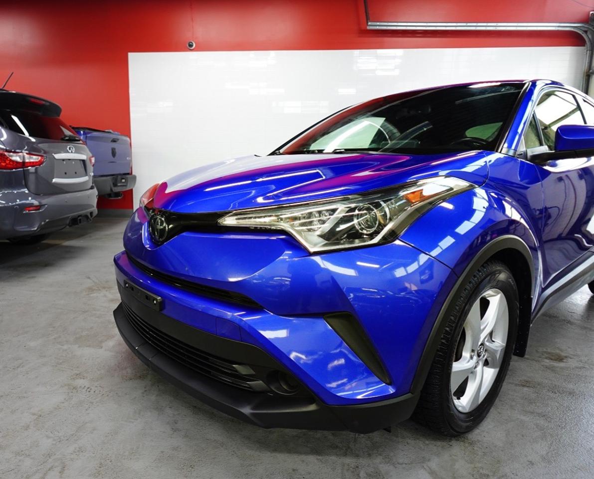 2019 Toyota C-HR XLE MODEL,NO ACCIDENT ,SERVICE  RECORDS.LOW KM - Photo #11