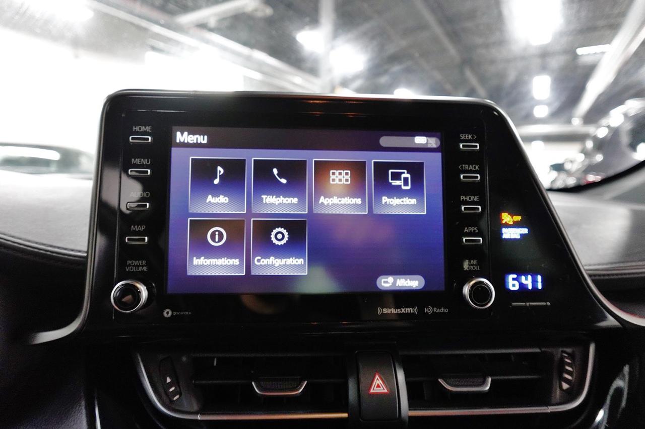 2019 Toyota C-HR XLE MODEL,NO ACCIDENT ,SERVICE  RECORDS.LOW KM - Photo #20