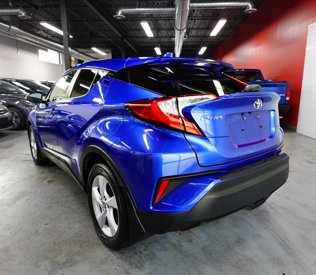 2019 Toyota C-HR XLE MODEL,NO ACCIDENT ,SERVICE  RECORDS.LOW KM - Photo #4