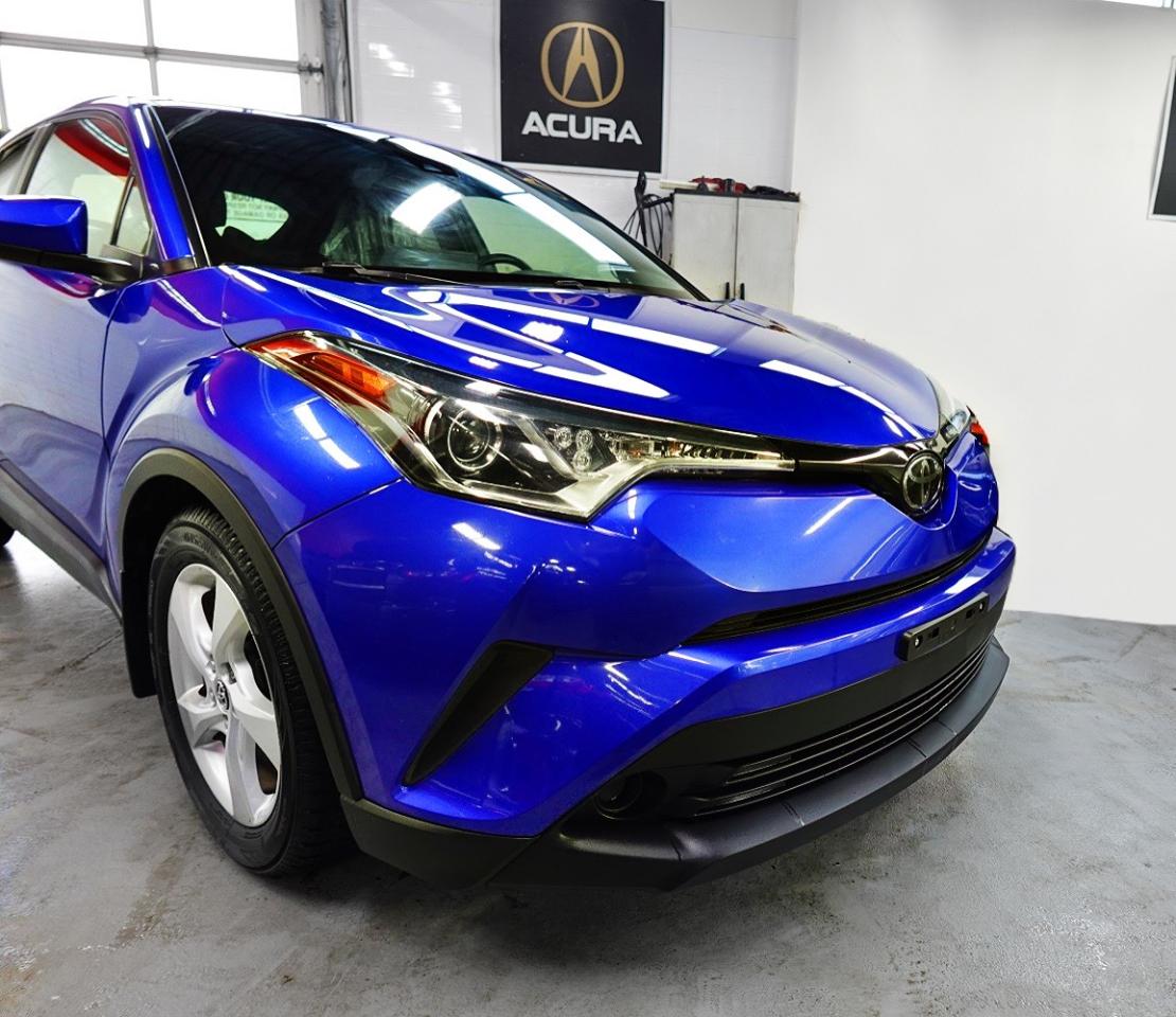 2019 Toyota C-HR XLE MODEL,NO ACCIDENT ,SERVICE  RECORDS.LOW KM - Photo #12