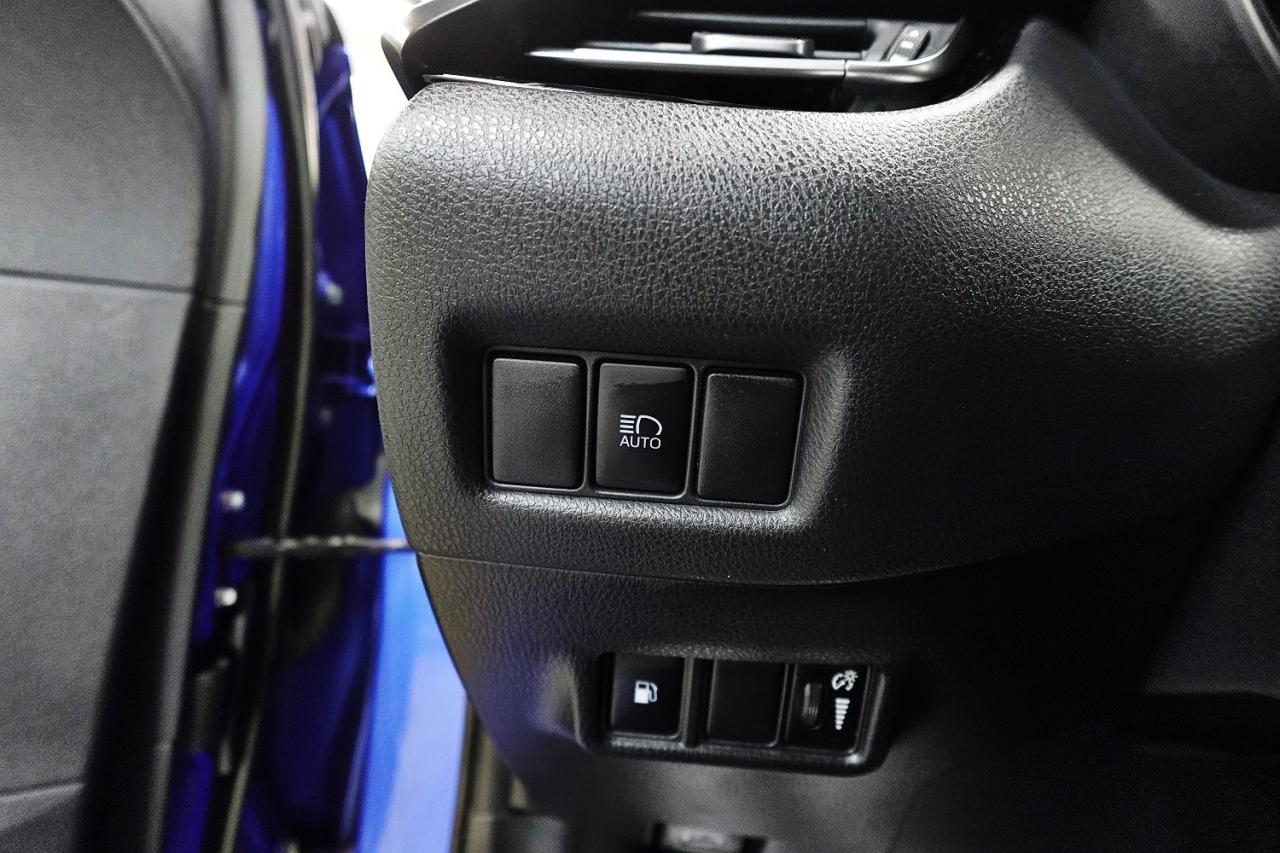 2019 Toyota C-HR XLE MODEL,NO ACCIDENT ,SERVICE  RECORDS.LOW KM - Photo #29