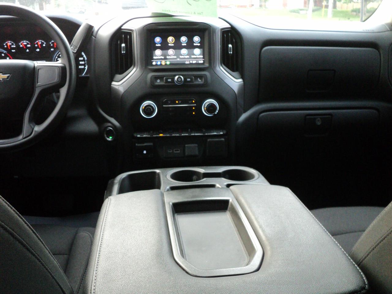 2024 Chevrolet Silverado 2500 Custom CrewCab 4WD Z71 6.6L8cylGas 6'10"Box 159"WB - Photo #13