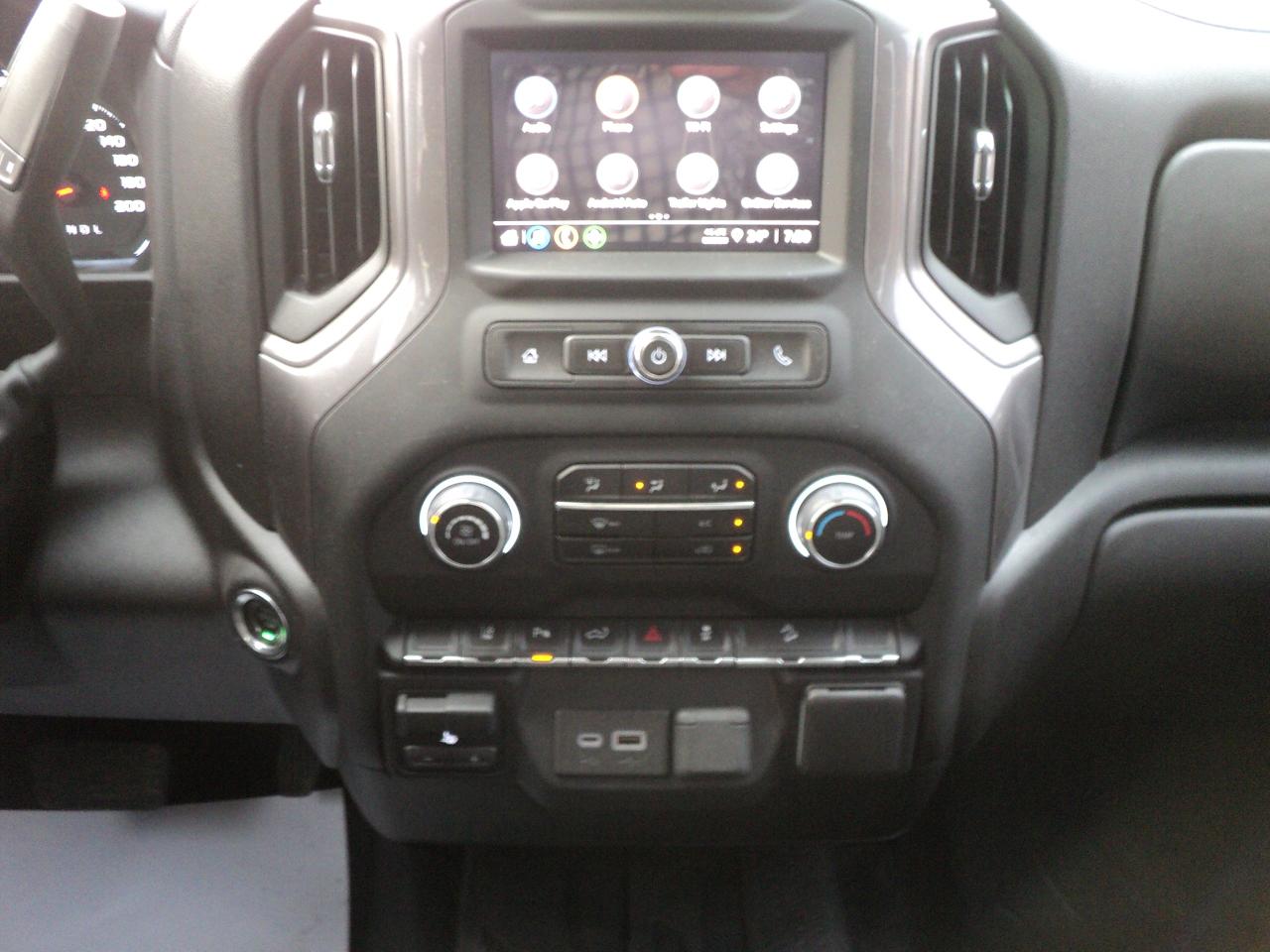 2024 Chevrolet Silverado 2500 Custom CrewCab 4WD Z71 6.6L8cylGas 6'10"Box 159"WB - Photo #18