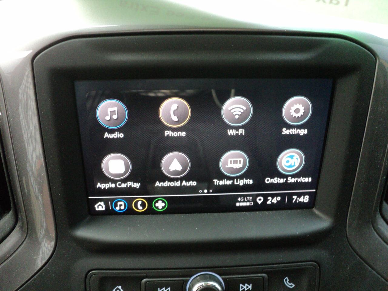 2024 Chevrolet Silverado 2500 Custom CrewCab 4WD Z71 6.6L8cylGas 6'10"Box 159"WB - Photo #19