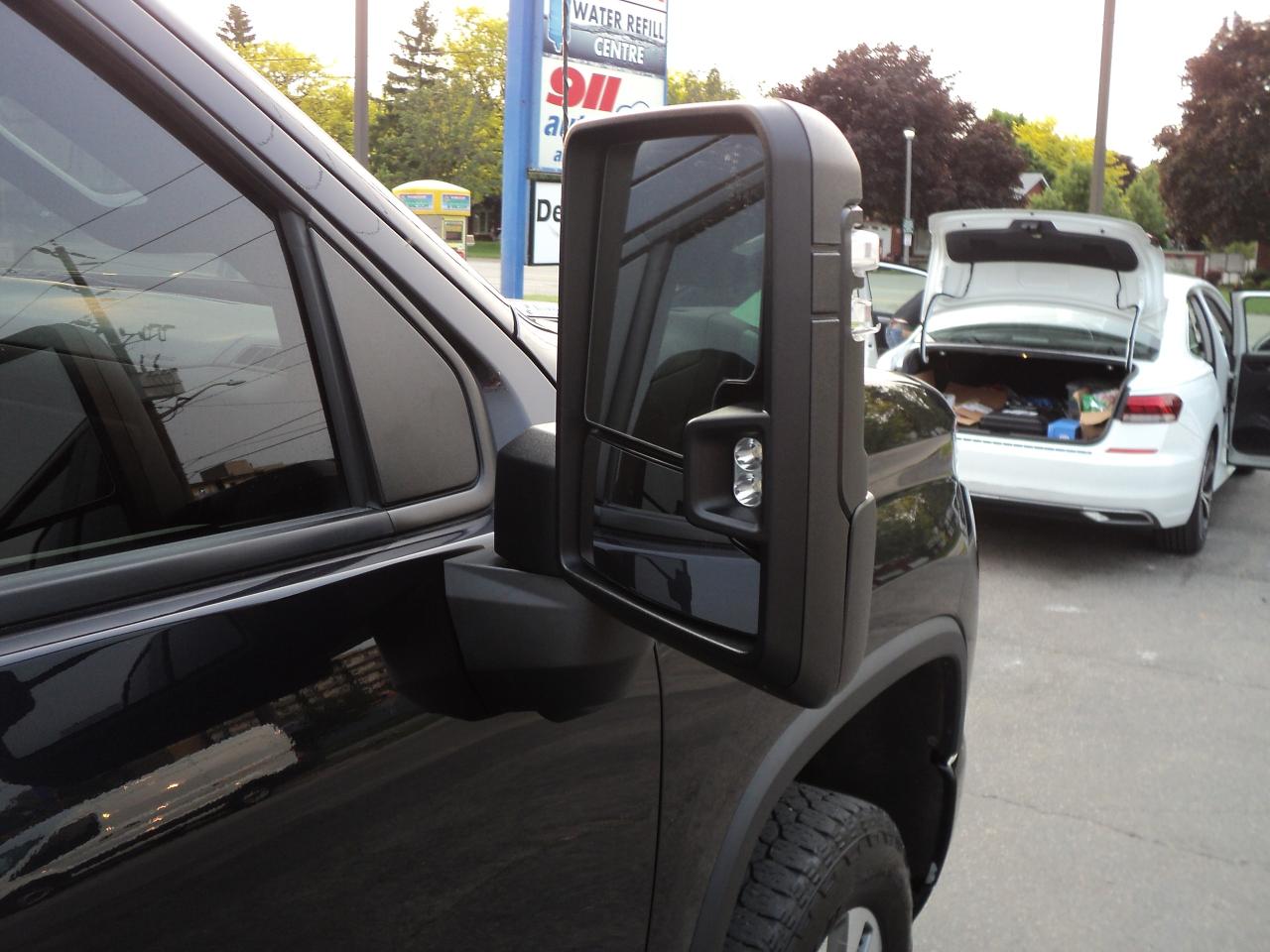 2024 Chevrolet Silverado 2500 Custom CrewCab 4WD Z71 6.6L8cylGas 6'10"Box 159"WB - Photo #24