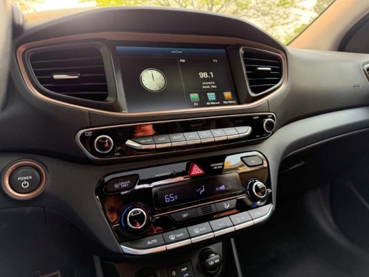 2018 Hyundai IONIQ Limited Electric Photo