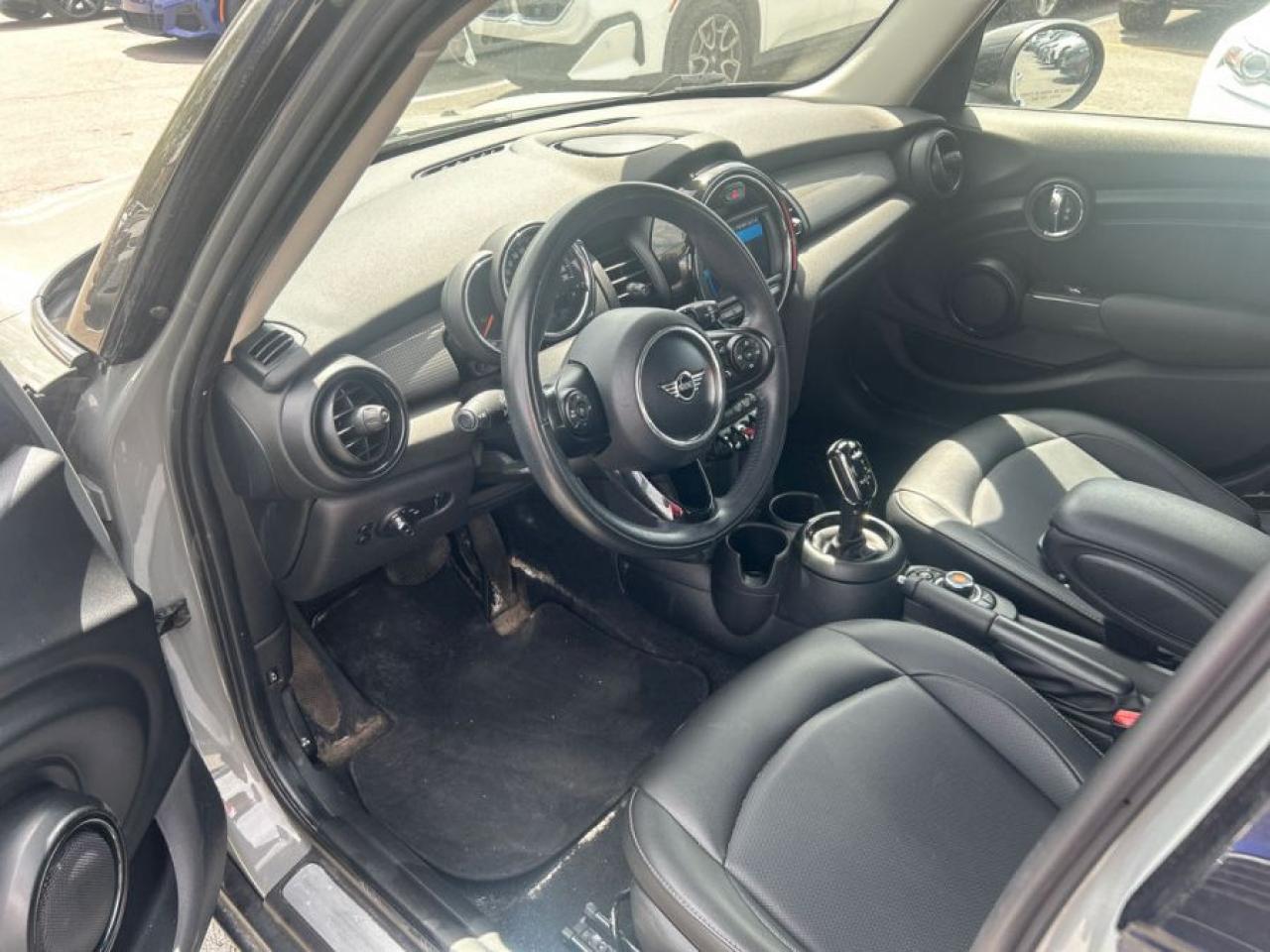 2021 MINI HARDTOP 4 DOOR LEATHER/NAVIGATION/SUNROOF/AUTO/COMING SOON!! - Photo #14