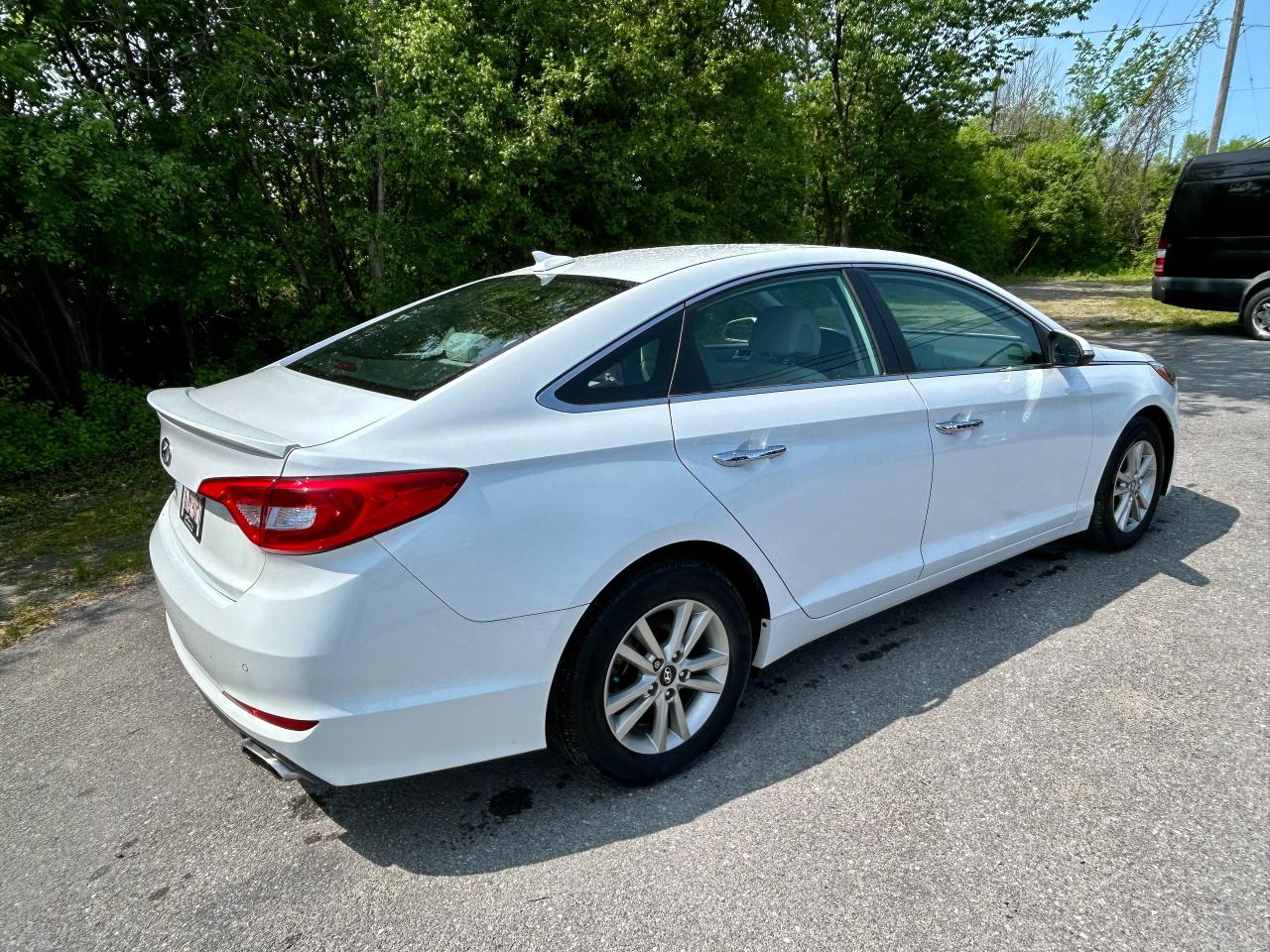 2015 Hyundai Sonata 2.4L GLS - Photo #6