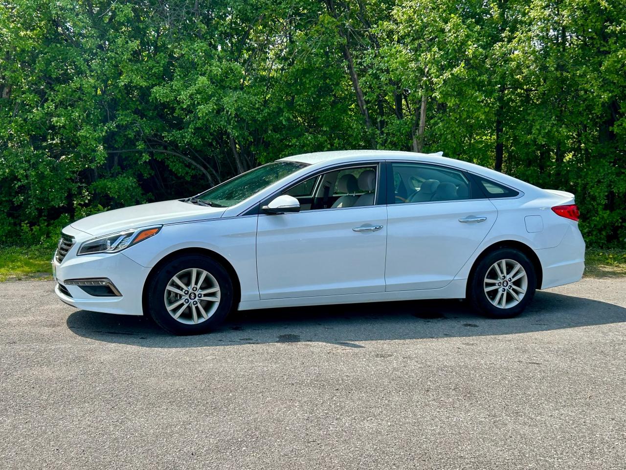 2015 Hyundai Sonata 2.4L GLS - Photo #11