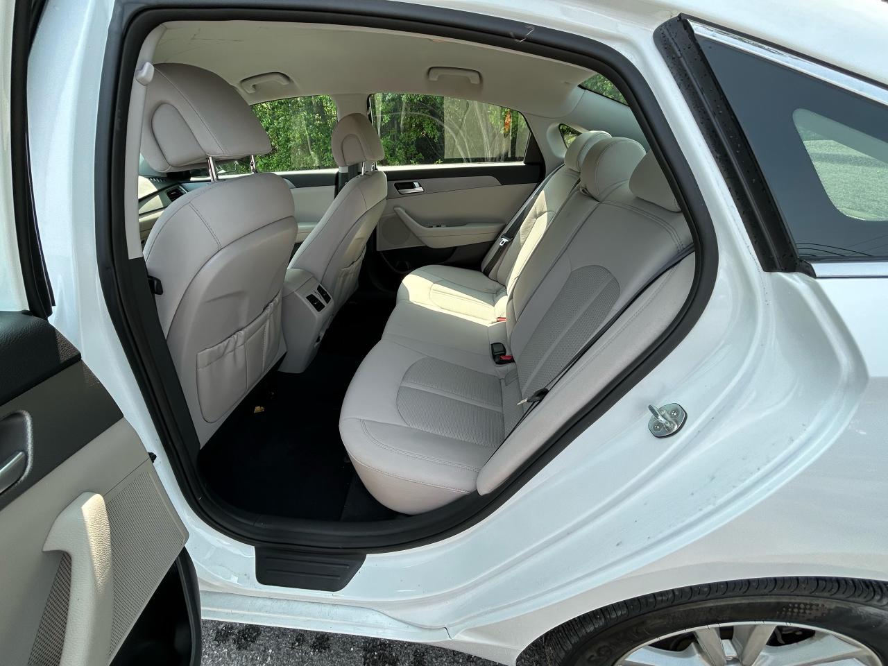 2015 Hyundai Sonata 2.4L GLS - Photo #21
