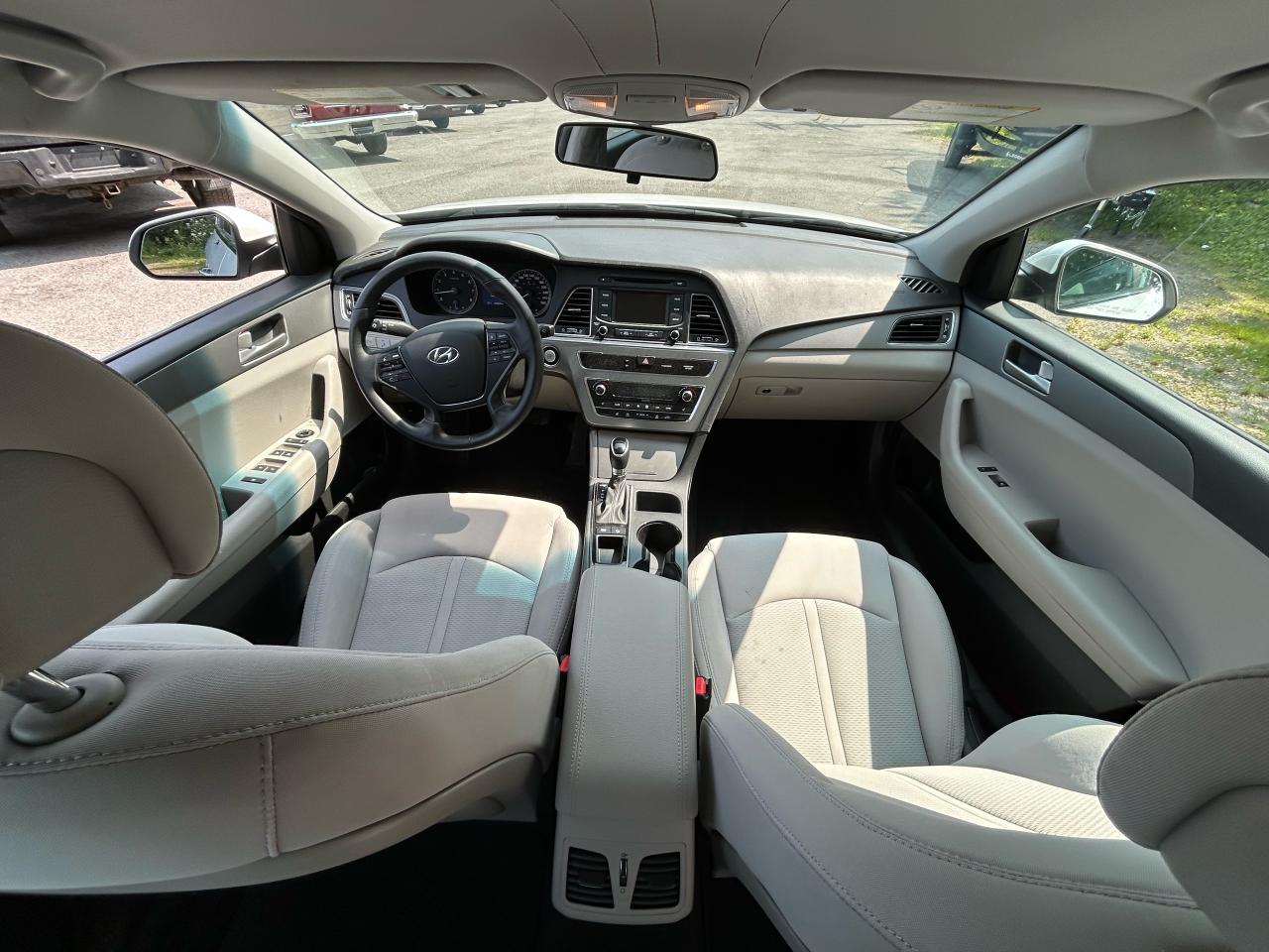 2015 Hyundai Sonata 2.4L GLS - Photo #22
