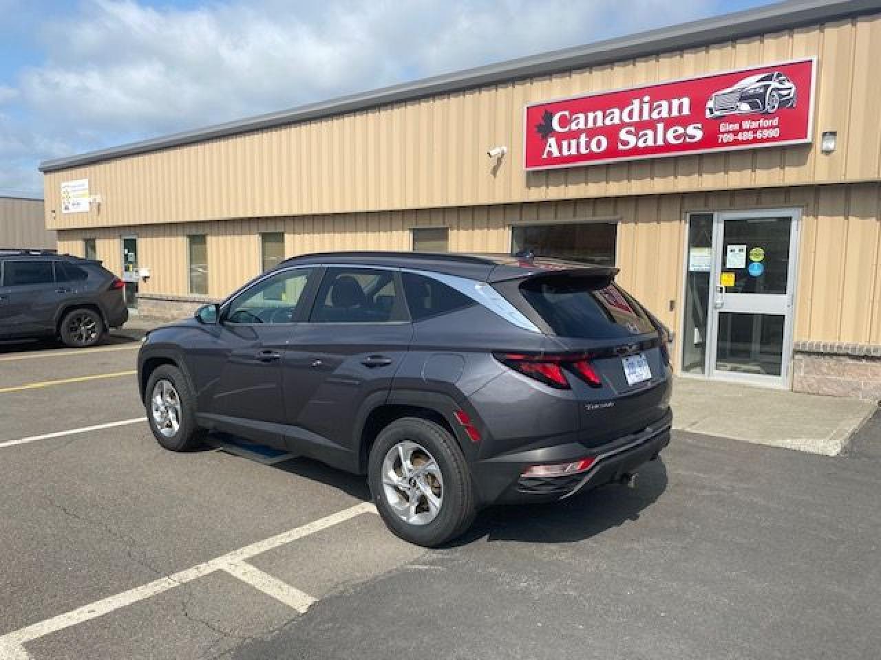 2022 Hyundai Tucson Preferred - Photo #2