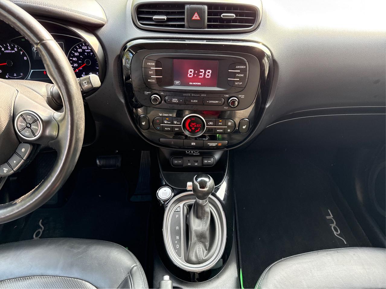 2014 Kia Soul SX - Photo #11