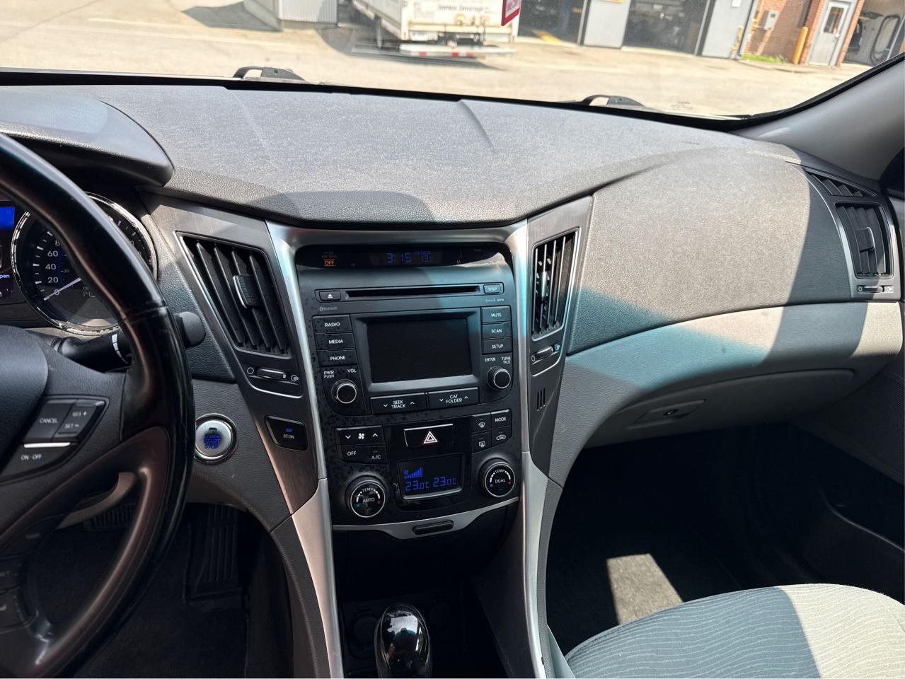 2014 Hyundai Sonata Hybrid - Photo #11