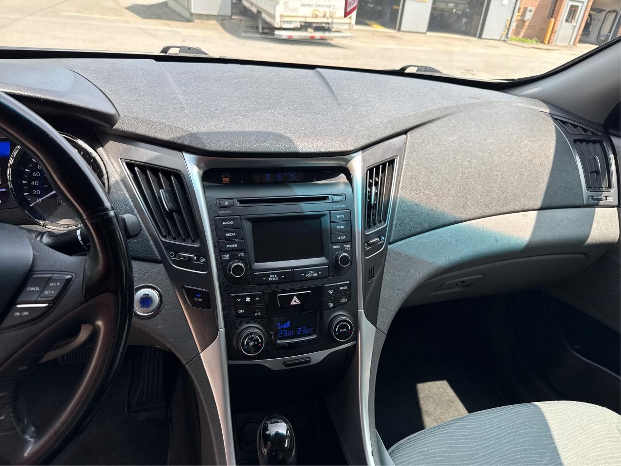 2014 Hyundai Sonata Hybrid - Photo #11