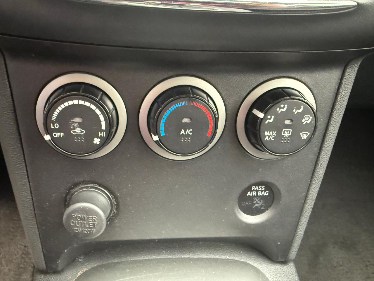 2011 Nissan Rogue SV - Photo #17